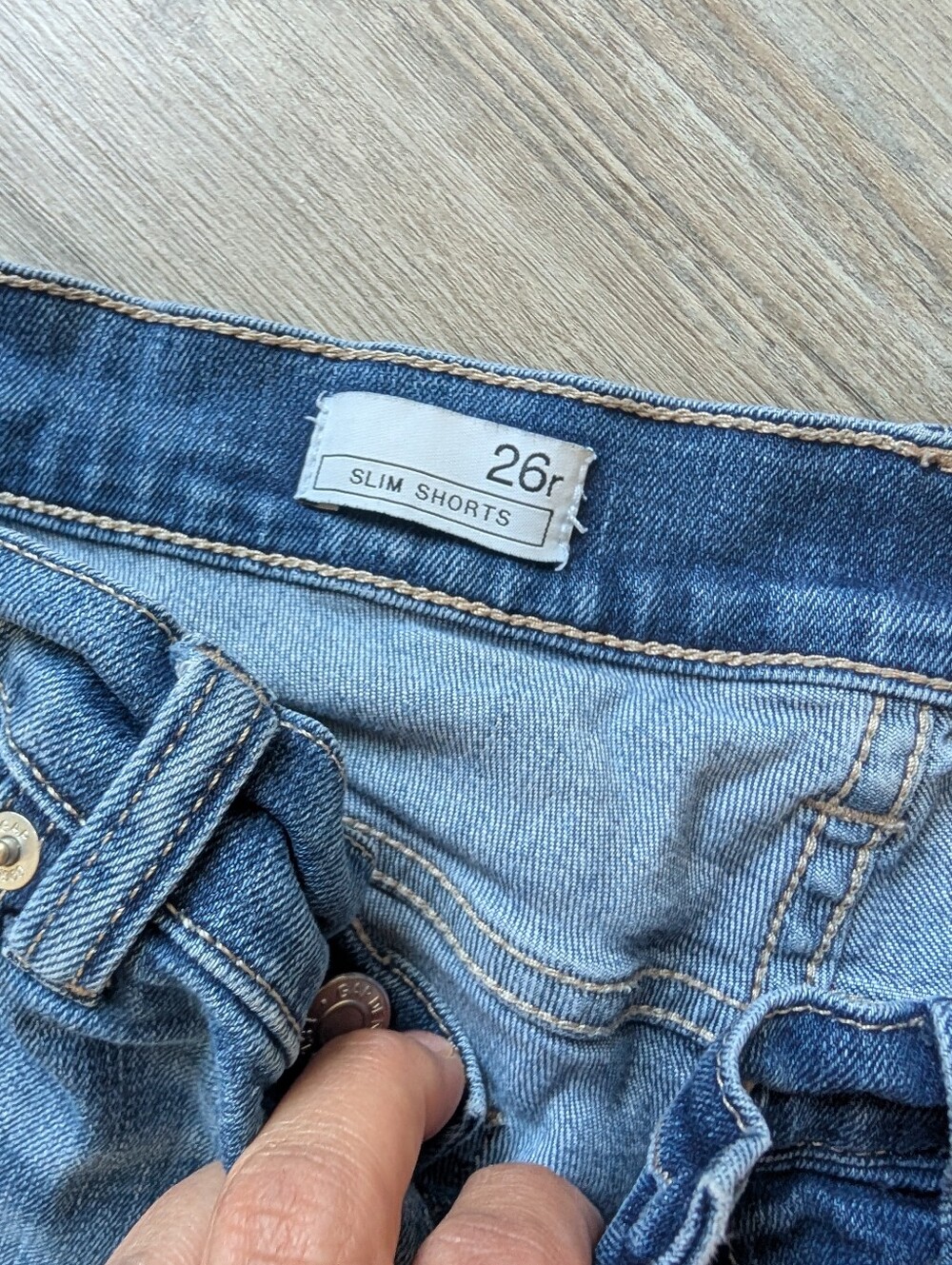 GAP Slim Jean Shorts - Light Blue Denim